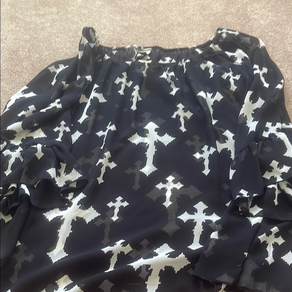 Black and White Cross Pattern Women's Top